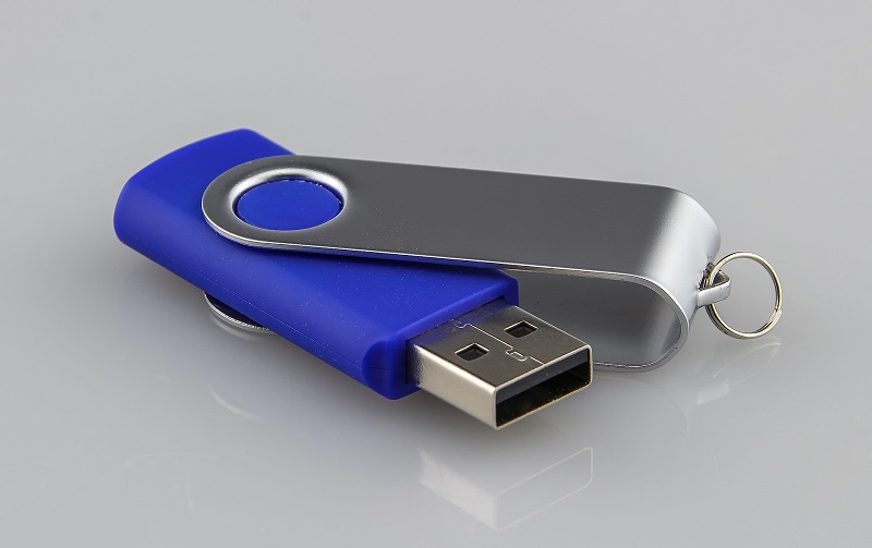 Clés USB pivotantes personnalisées selon vos spécifications
